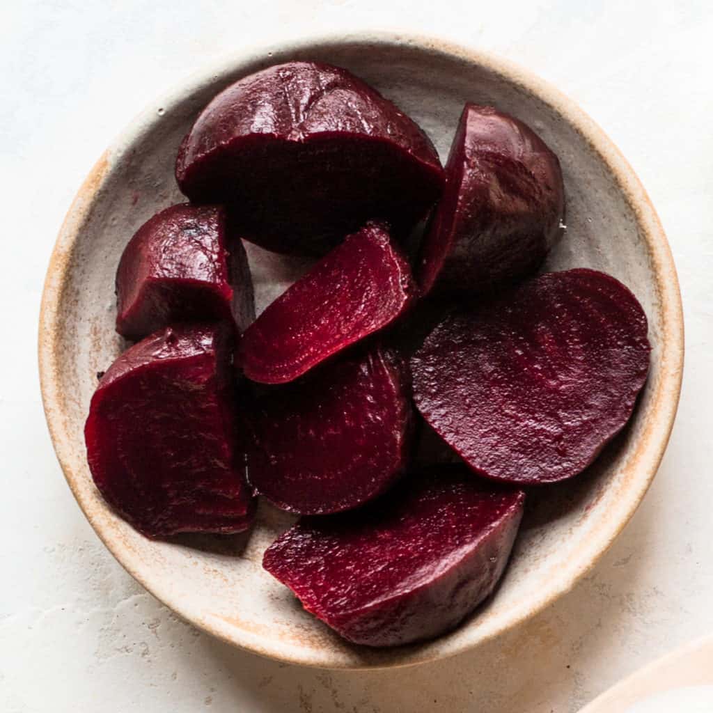 Pre-cooked beetroots in a bowl